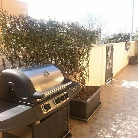 بيت للعطل La Tavernetta